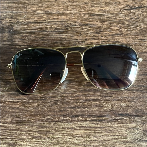 Ray-Ban Caravans NEW - Picture 1 of 7